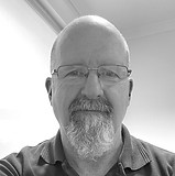 Gary E Headshot_edited.jpg