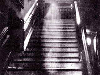 THE BROWN LADY OF RAYNHAM HALL