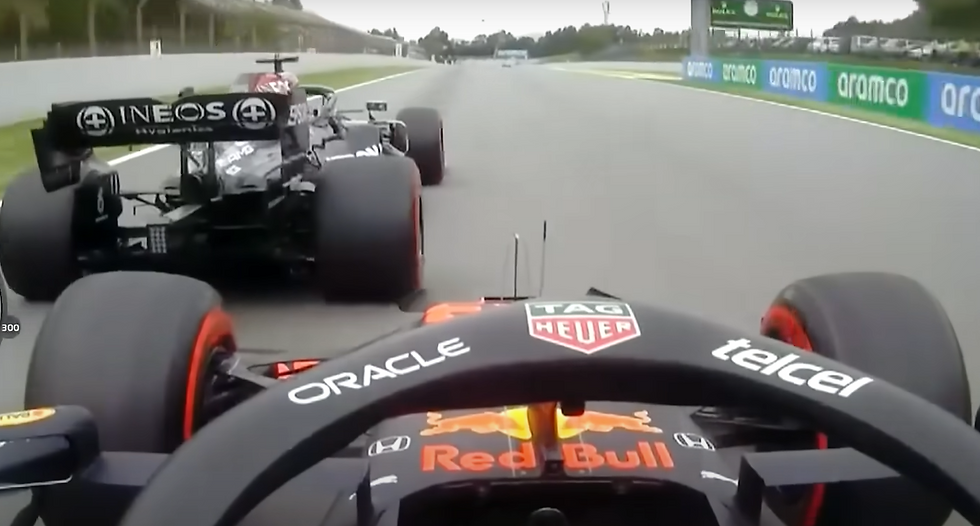 Lewis did not move over to cut Verstappen off in Spain 2021