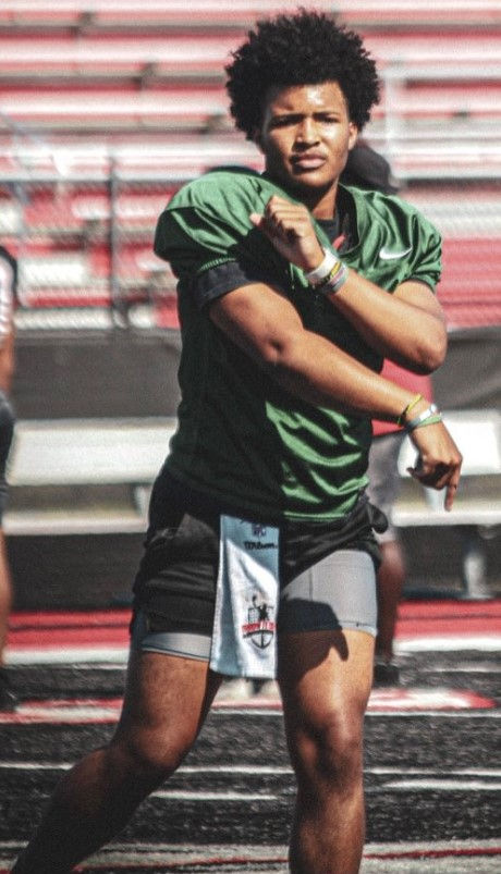 Chatting With Bolingbrook QB Jayden Lawrence Class Of 2023