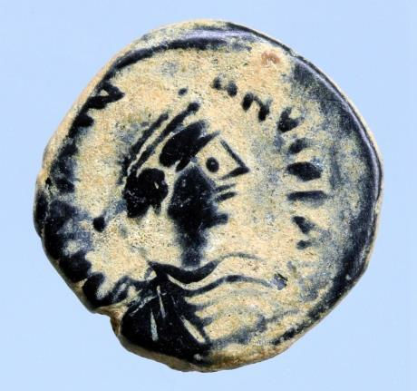 Moeda Bizantina JUSTINIAN I. 527-565 AD. Æ Pentanummium (2.28 gm; 14mm).