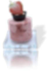 Stracciatella_glace_Kugel_mit_Schaten_un