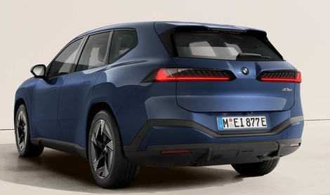 La nuova BMW iX3 