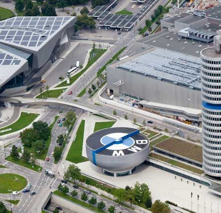 BMW contro lo stop ai motori termici nel 2035