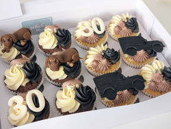 30th Cupcakes