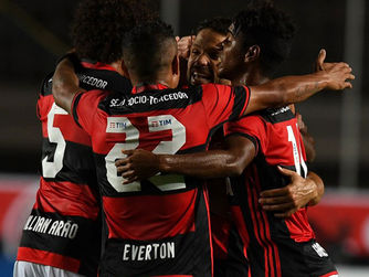 Com três golaços, Fla 'corta' Figueira ao meio e avança as oitavas de final.