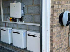 Goodwe invertor and battery setup from Cam the Solarman in Port Macquarie