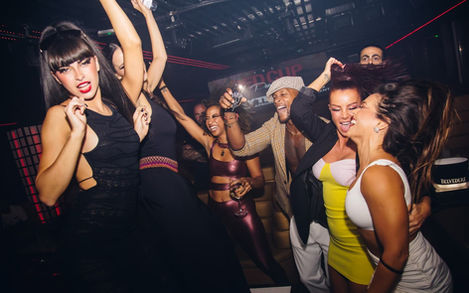 Tibu nightclub Puerto Banús VIP table hen party Spain