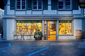 Haus Whisky & Tabak Schürch Aarberg 04 Kopie.webp