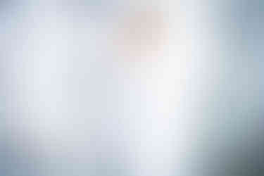 mireasǎ la sesiunea foto de nuntǎ