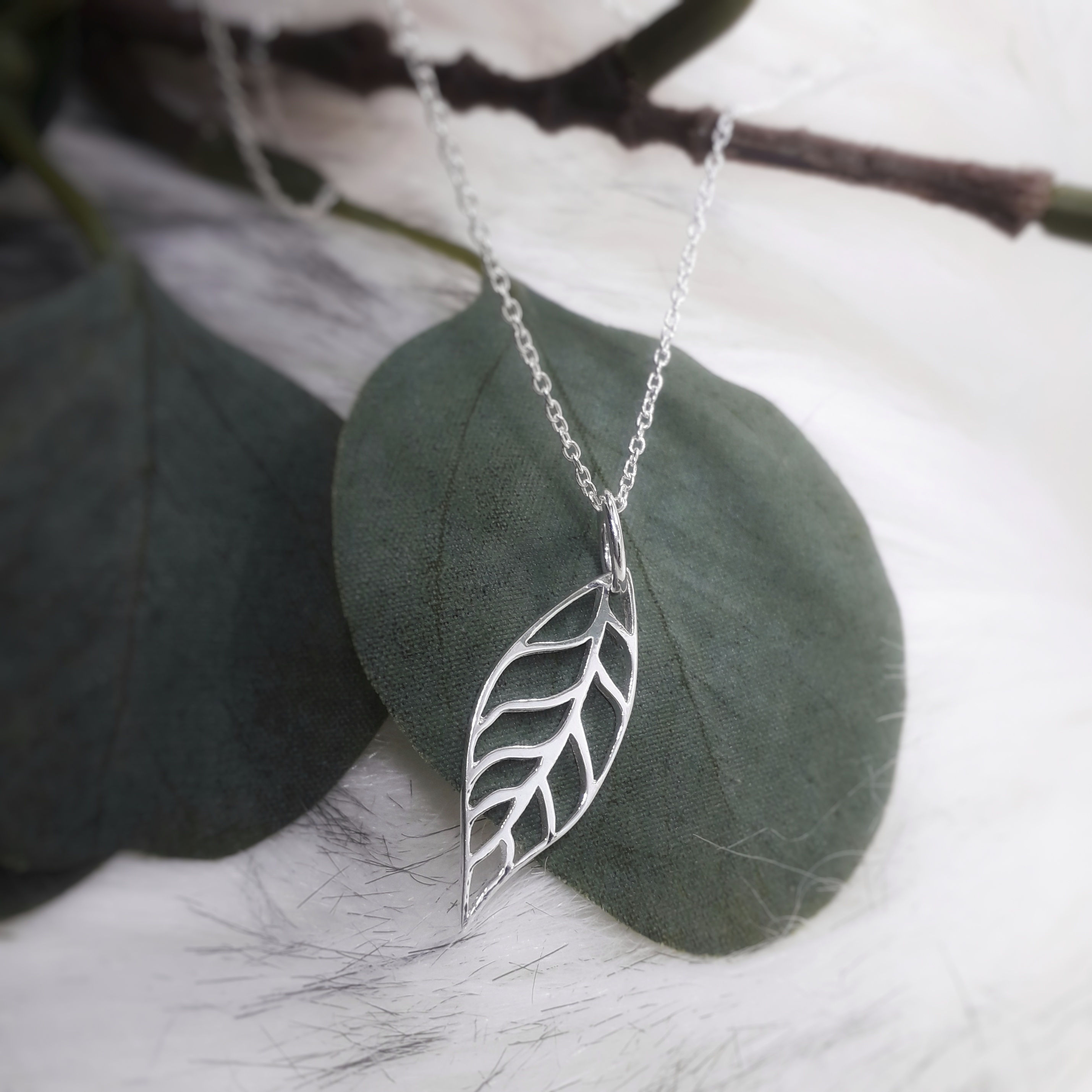 silver leaf necklace