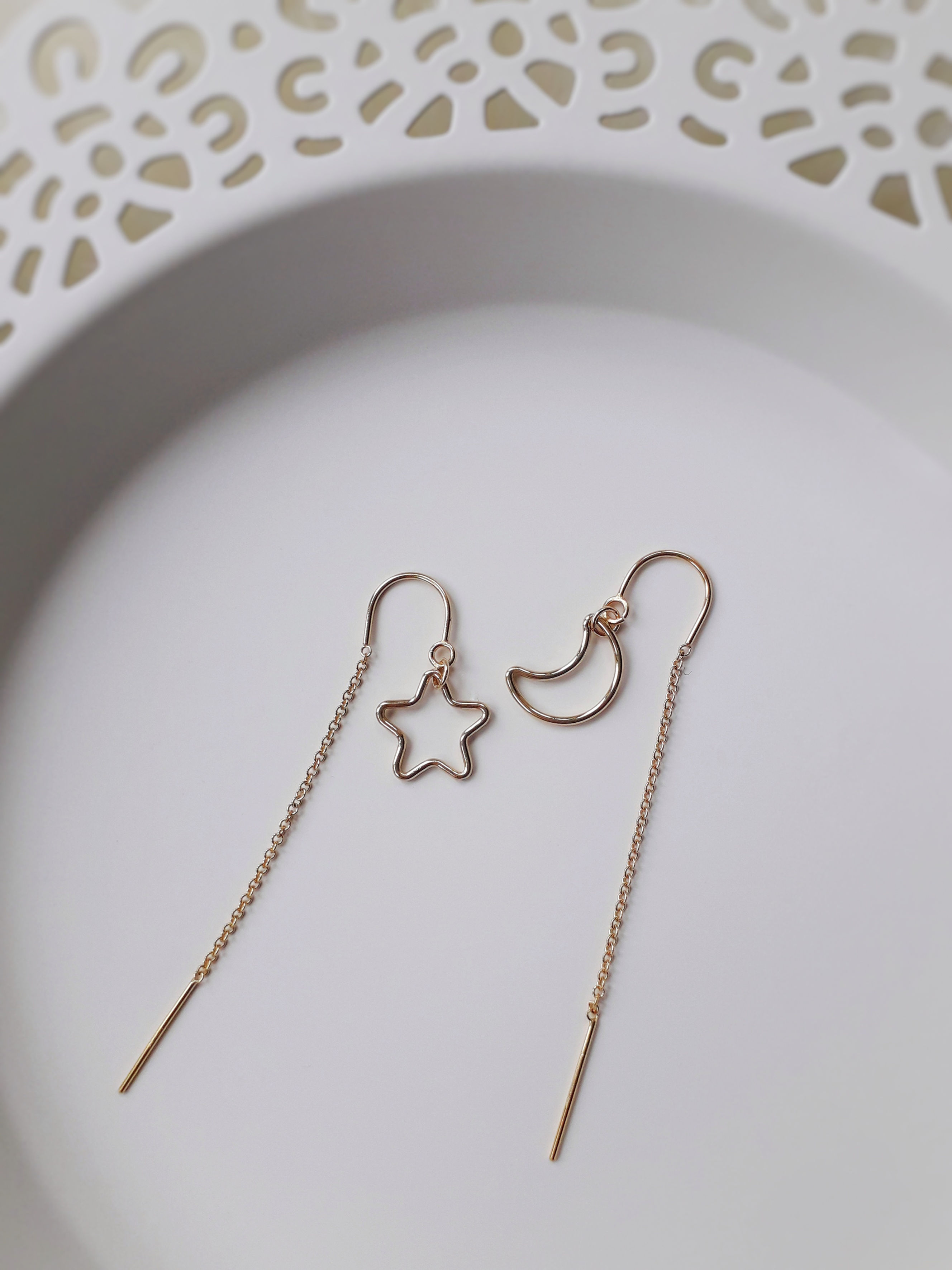 Bini Chohan - Moon and Star threader earrings