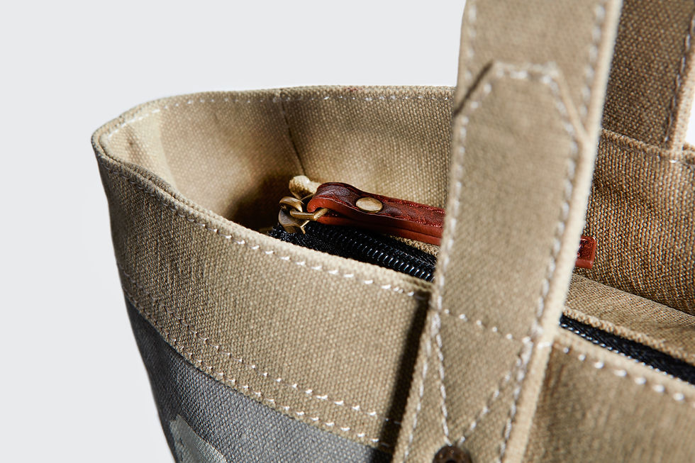 Miniaturbild: “LiveLoveCreate” Carryall