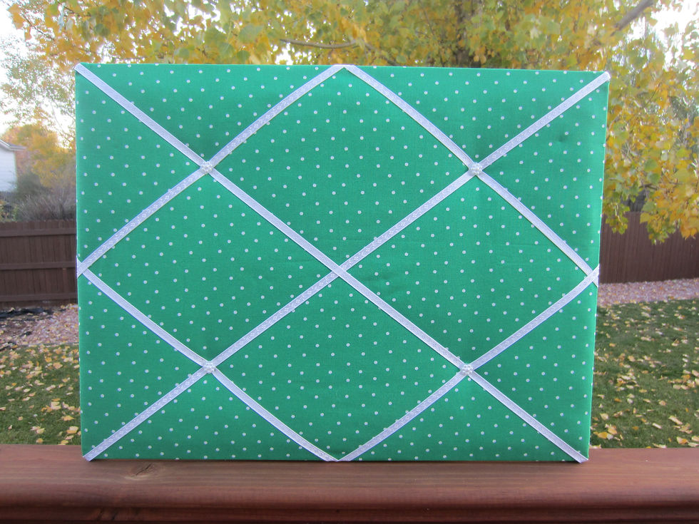 Thumbnail: Kelly Green with White Polka Dots and White Ribbon