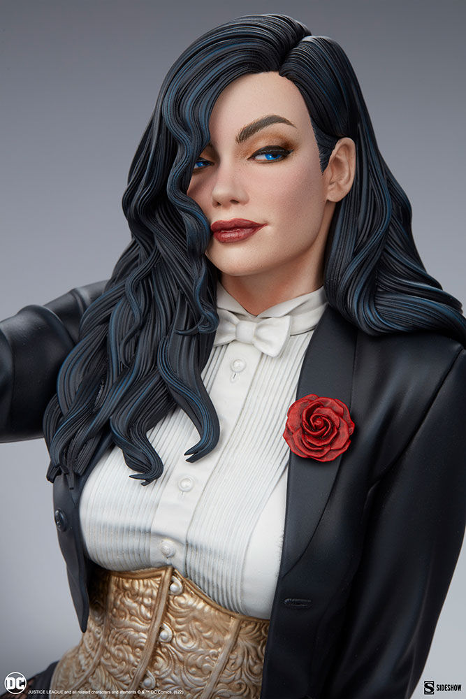 Thumbnail: Sideshow SS300802 Zatanna Premium Format Figure