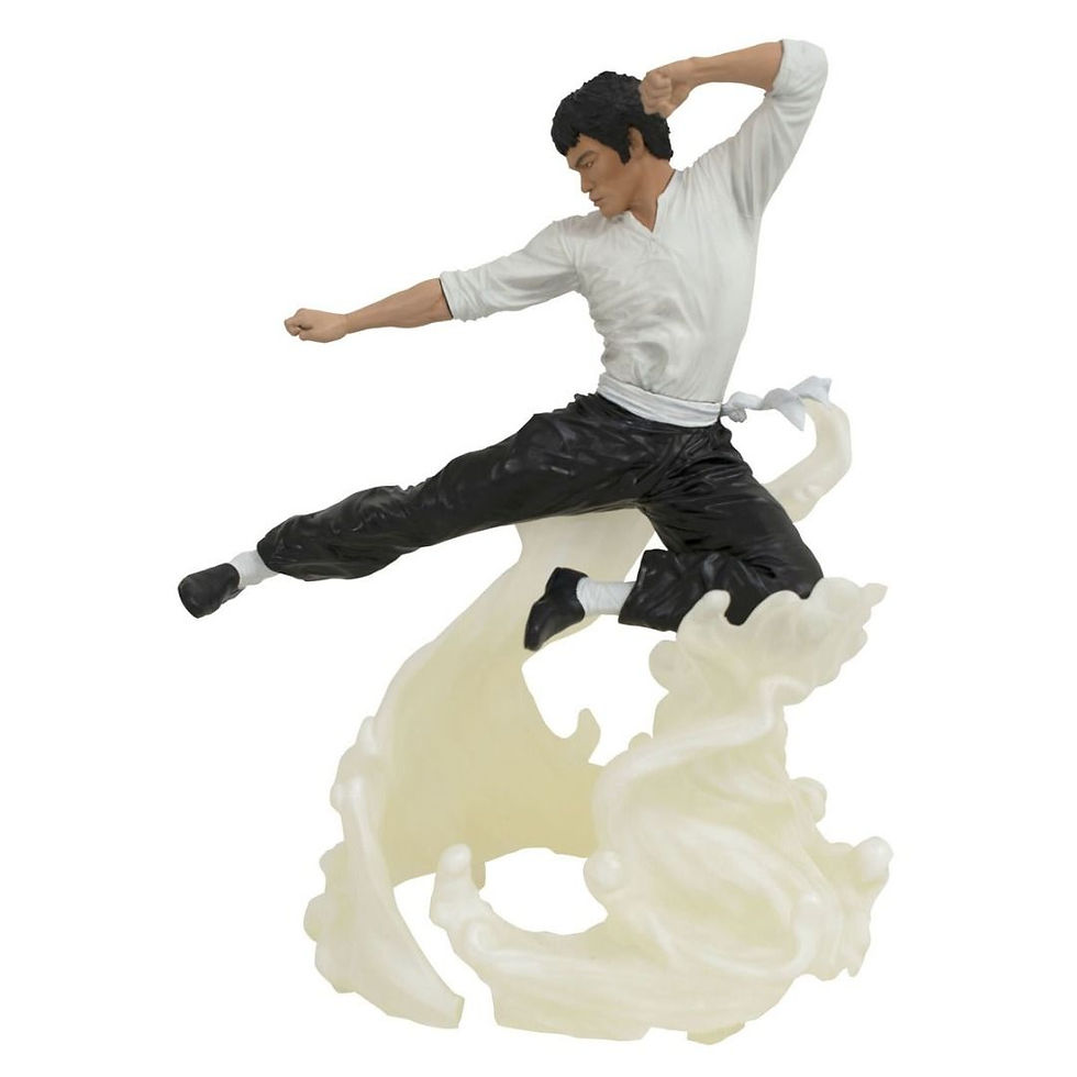 Diamond Select Bruce Lee Gallery Air Statue 1