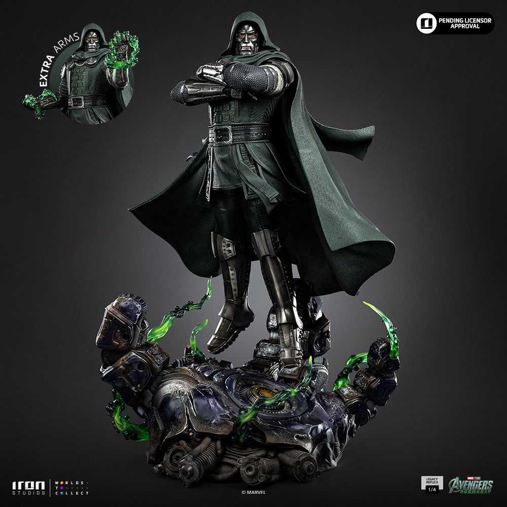Iron Studios Doctor Doom - Avengers: Doomsday - Legacy Replica 1/4 Statue