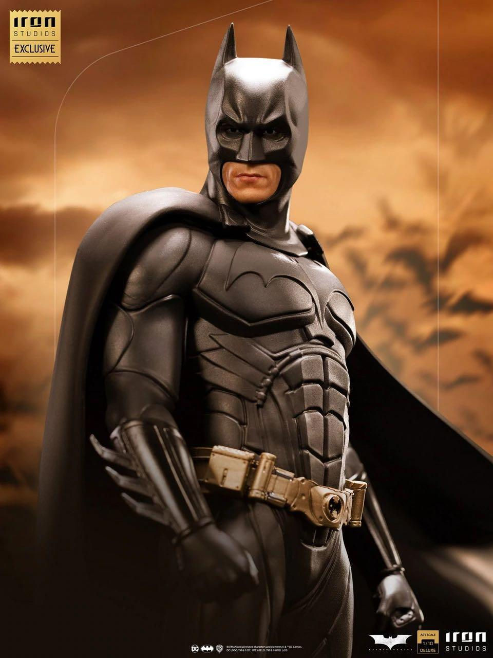 Thumbnail: Iron Studios Batman Begins 1/10 Deluxe Art Scale Batman Statue (CCXP Exclusive)