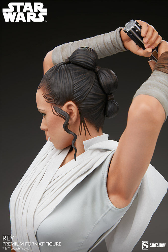 Thumbnail: Sideshow SS300794 Rey Premium Format Figure