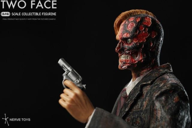 Thumbnail: Nerve Toys Two Face 1/6 Figure