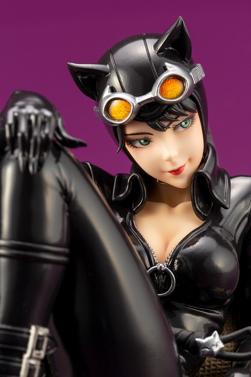 Thumbnail: Kotobukiya DC Comics Catwoman Returns Bishoujo 1/7 Statue