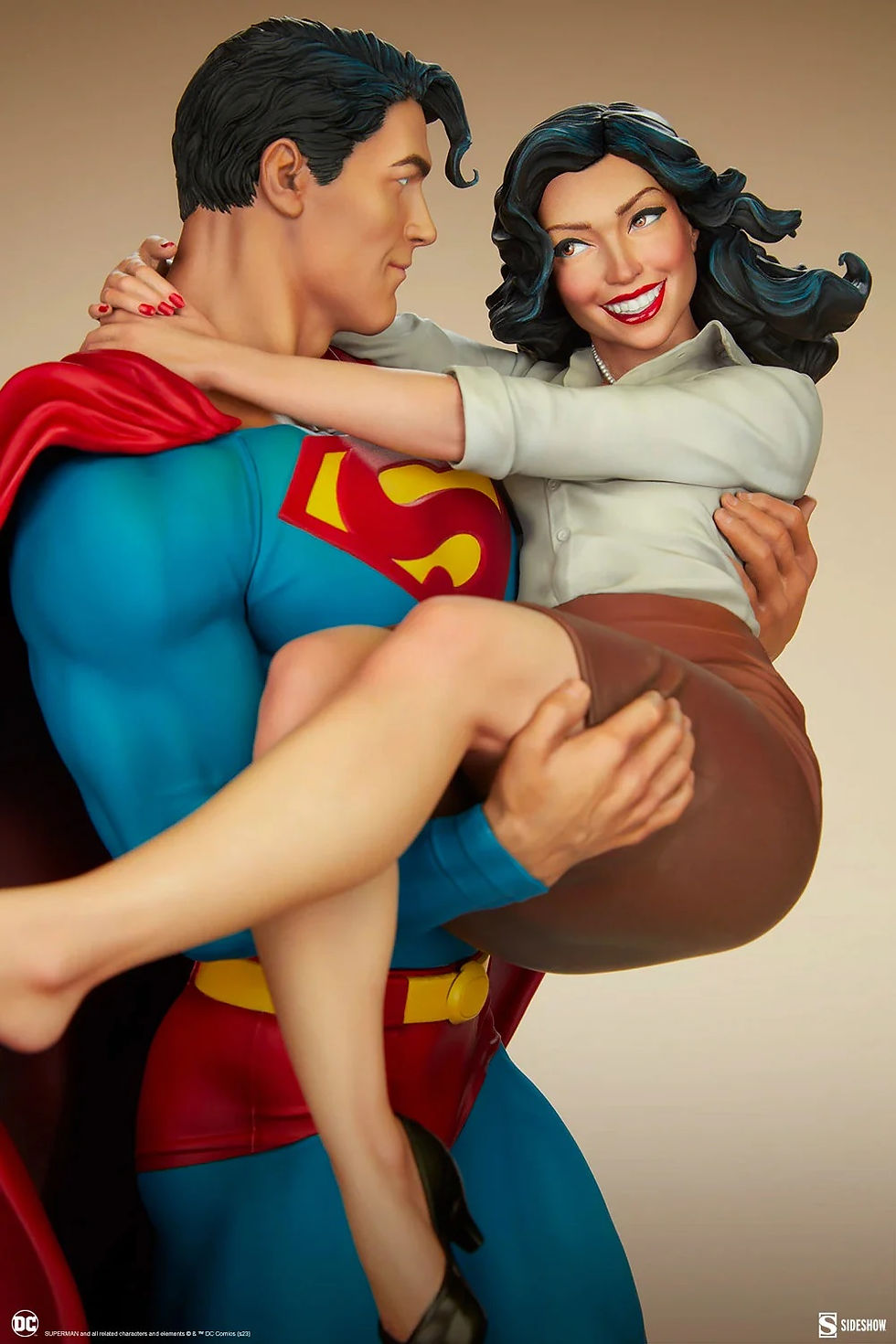 Thumbnail: Sideshow 200564 Superman And Lois Lane Diorama