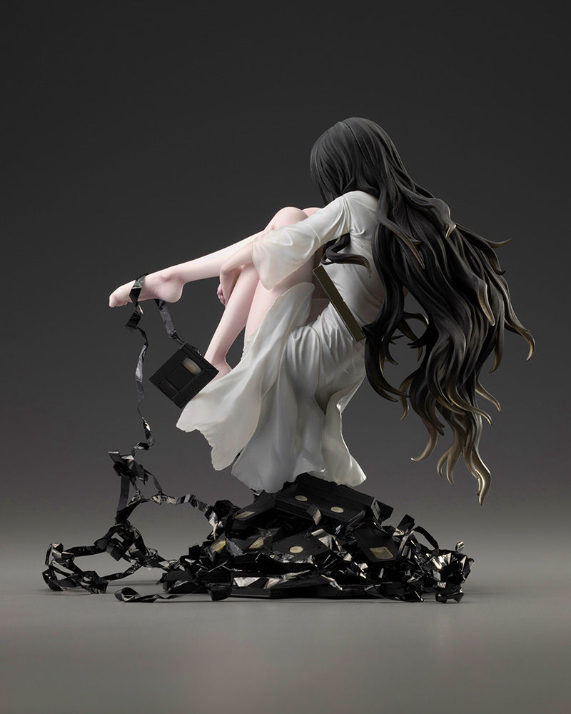 Thumbnail: Kotobukiya SV363 Sadako Bishoujo 1/7 Statue 6