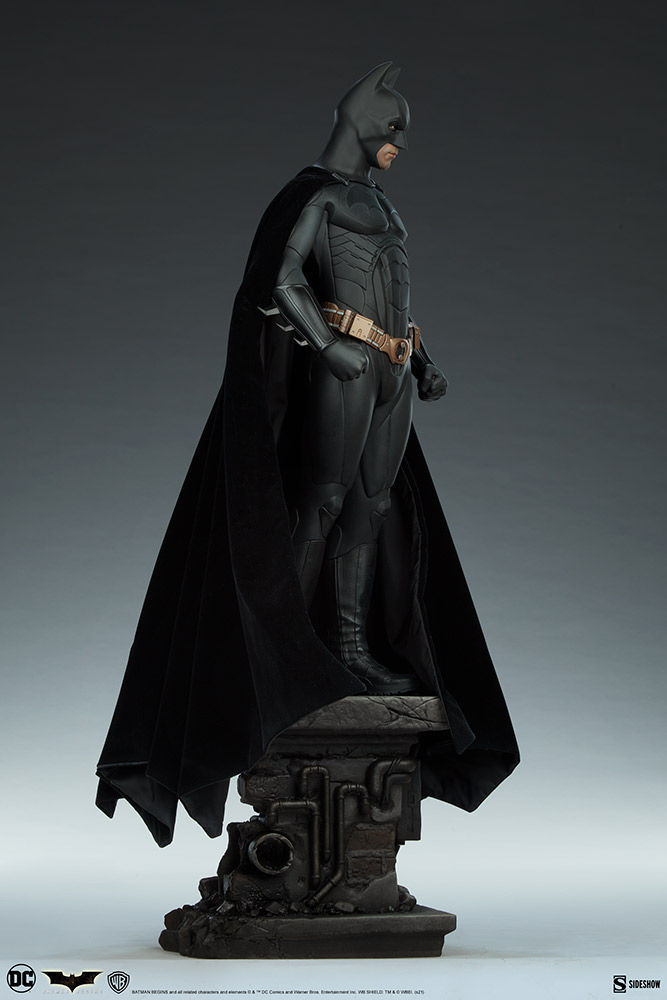Thumbnail: Sideshow SS300763 Batman Premium Format Figure