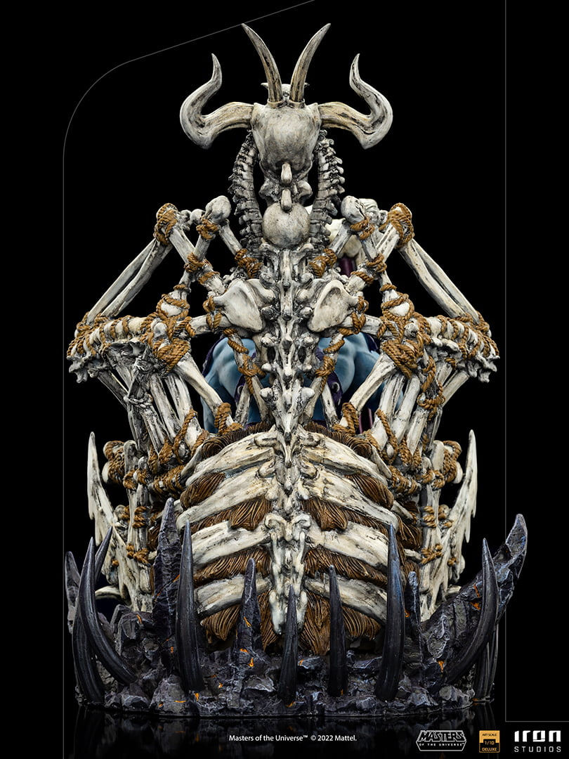 Thumbnail: Iron Studios Skeletor on Throne Deluxe – Masters of the Universe Art Scale 1/10