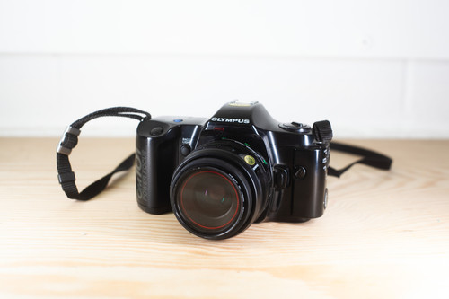 Appareil Photo Olympus OM101 - Pour Pièces Détachées Ou Réparation - Non Fonctionnel