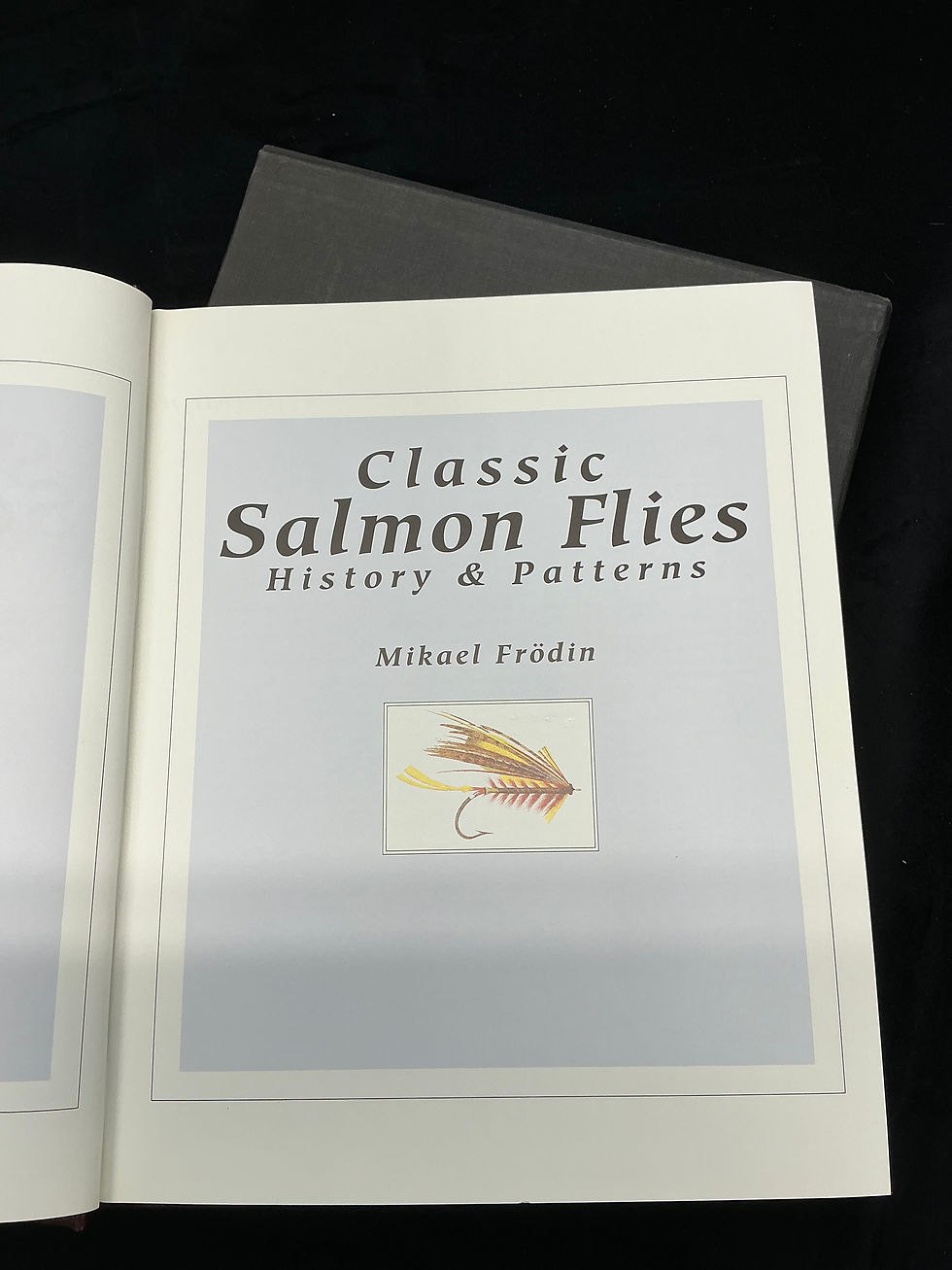 Thumbnail: Limited Edition with fly Classic Salmon Flies History & Patterns Frodin