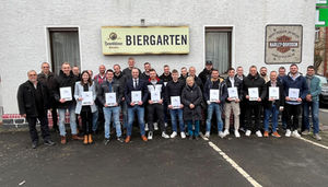 20 junge Bautechniker und eine Bautechnikerin erhielten an der STA ihre Abschlusszeugnisse