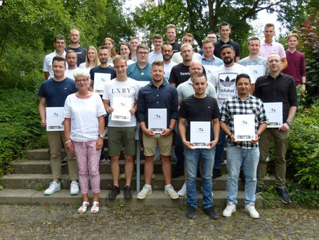 Neue Fachkräfte für den Arbeitsmarkt – Staatliche Technikakademie verabschiedet Absolventen
