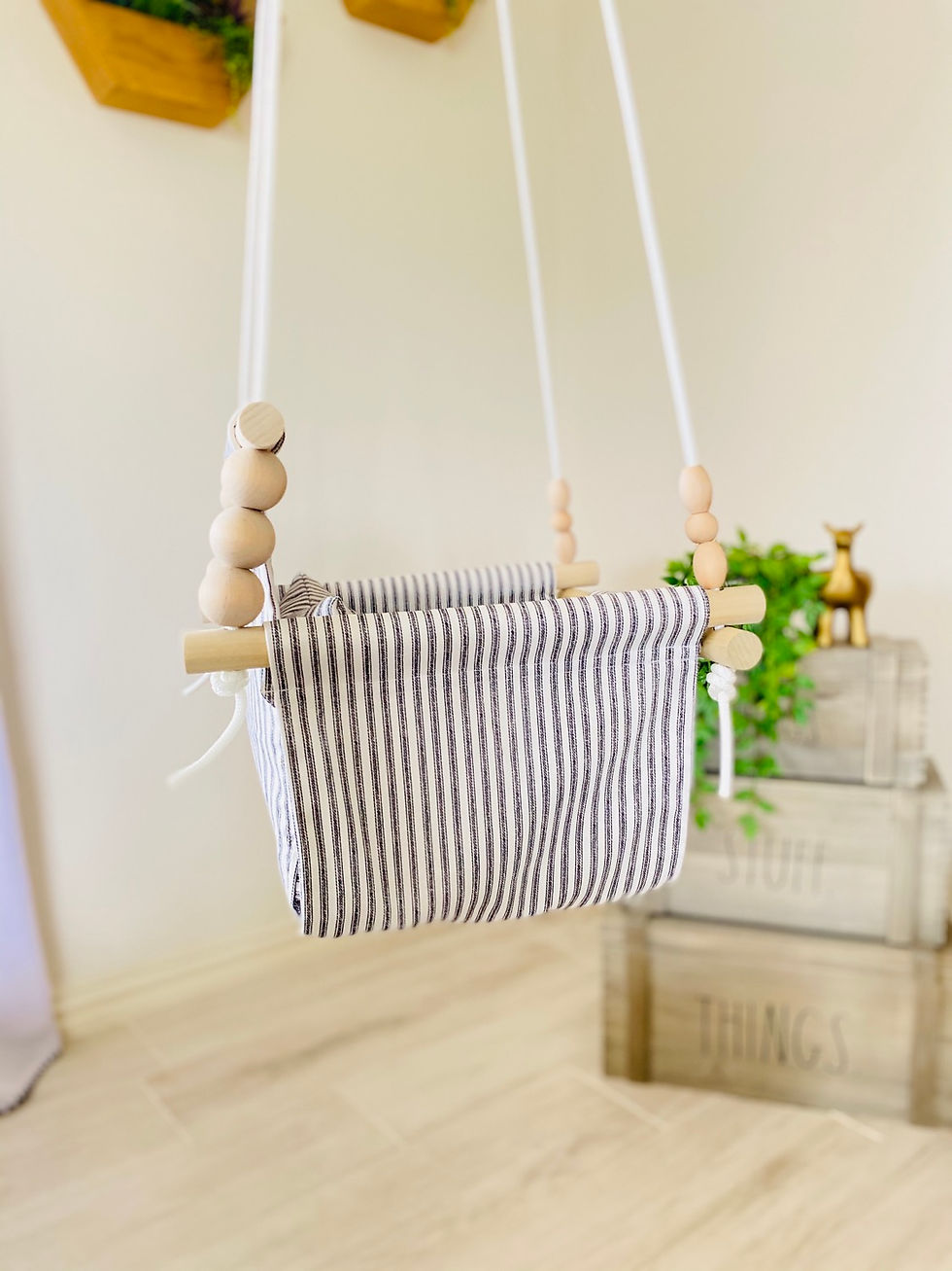 Thumbnail: Black and White High back Baby Swing