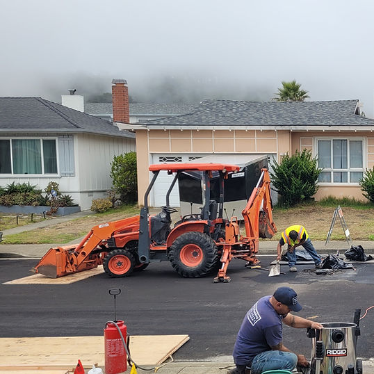 trenchless sewer line repair equipment installing a new pipe underground