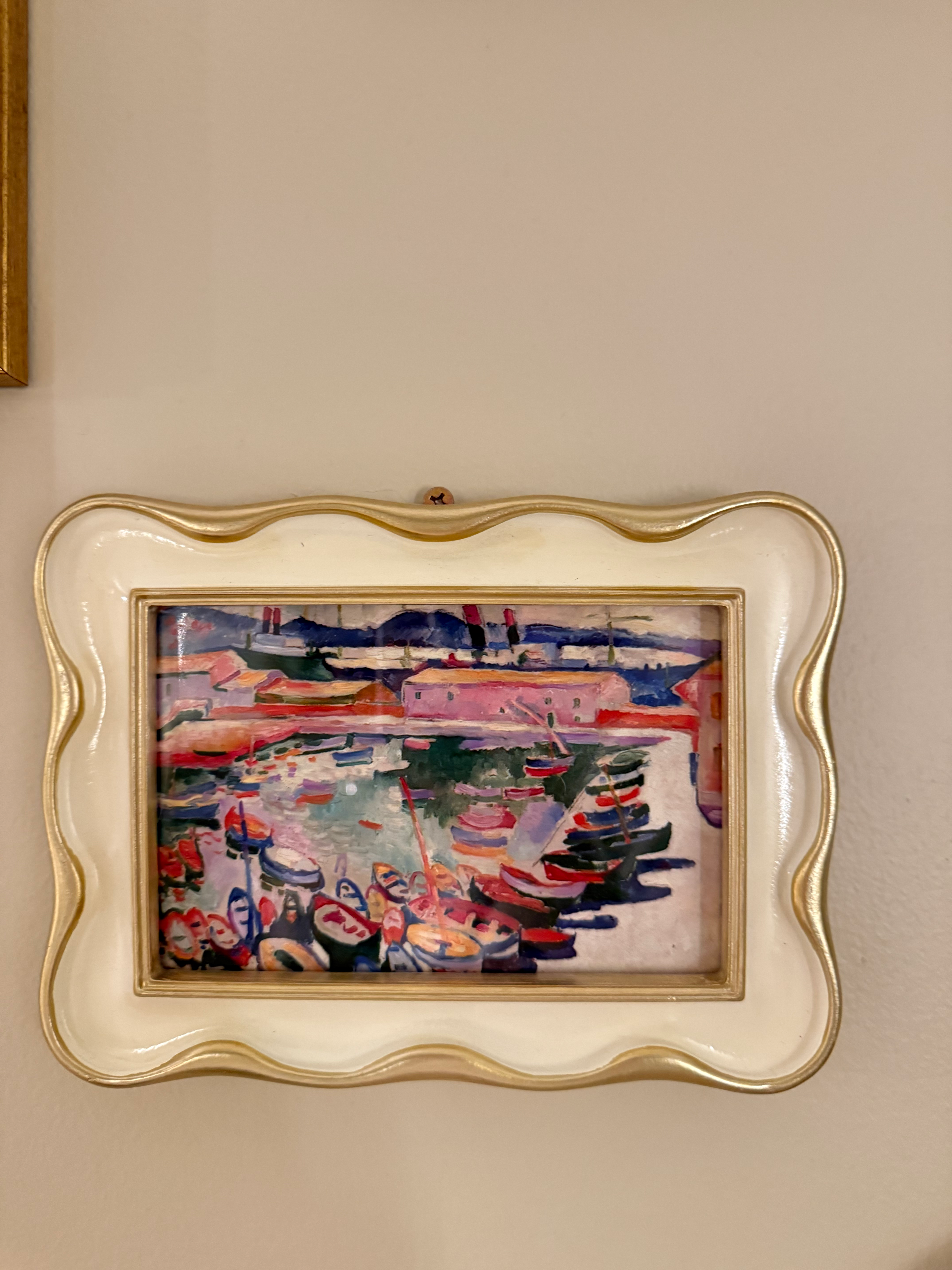 modern frame