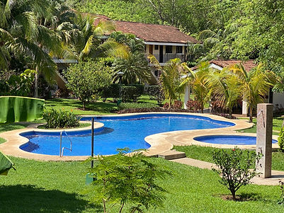 Piscina 2.jpg
