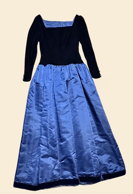 Vintage Dresses | 1970s Vintage Oscar de la Renta Evening Gown Size 10