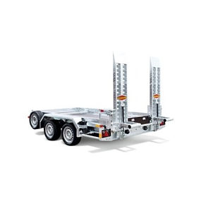 Baumaschinentransportanhänger_edited.jpg