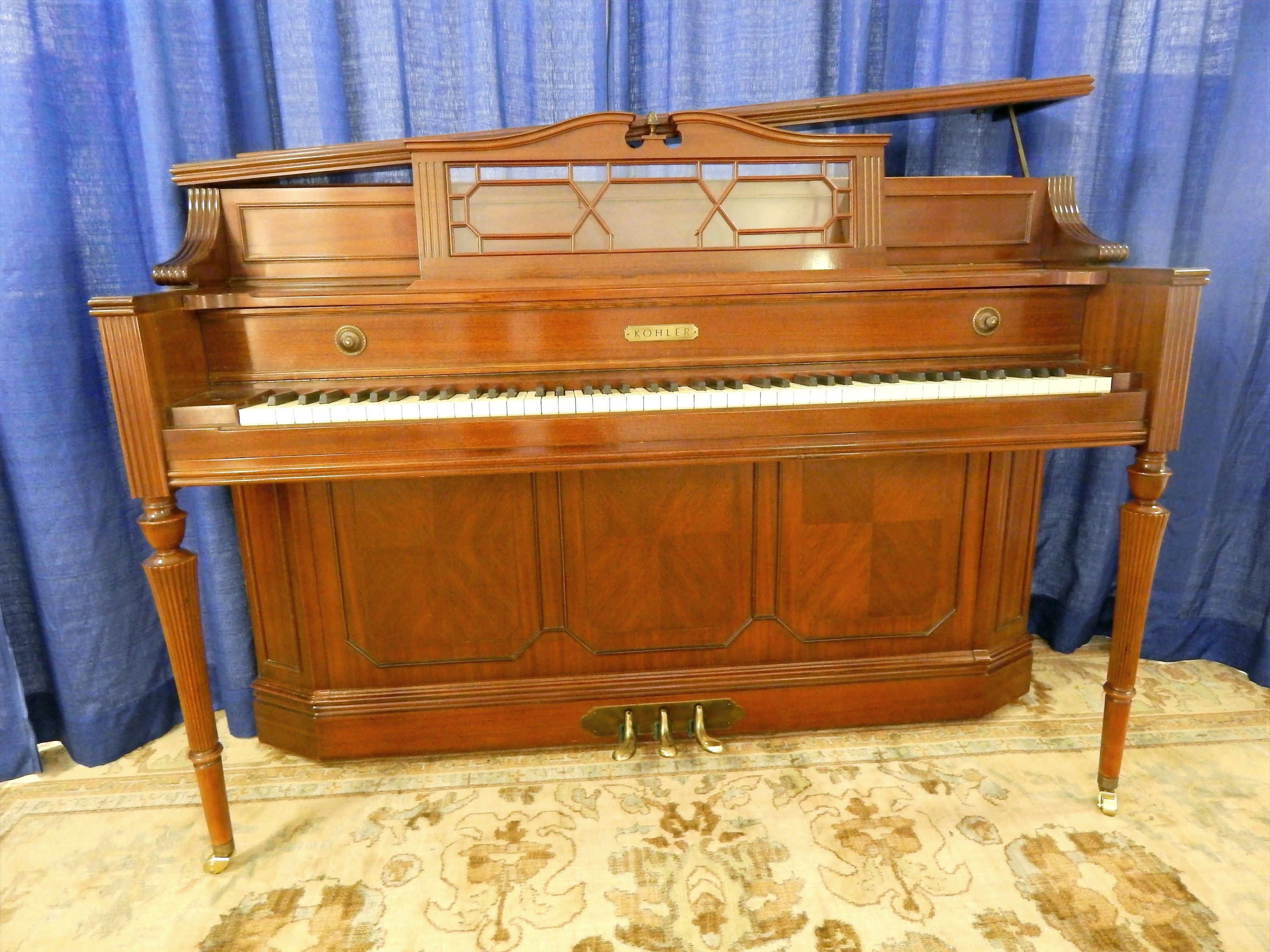 Kohler & Campbell Console Upright Mahogany Satin 42″