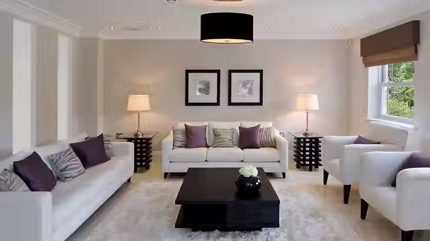 IBC Jewel Bespoke Build team working on luxury home renovation project