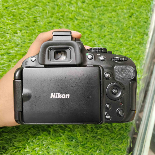 Nikon D5100 + 18-55mm (Grade A) - Certified Used | Megapixel