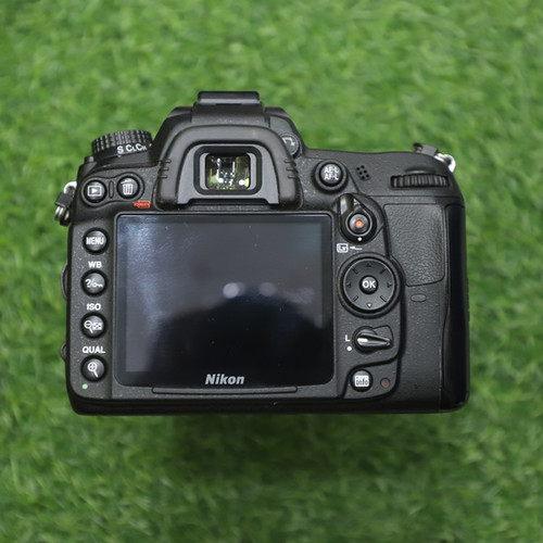 Nikon D7000 + 18-105mm Kit (Grade A) - Certified Used | Megapixel