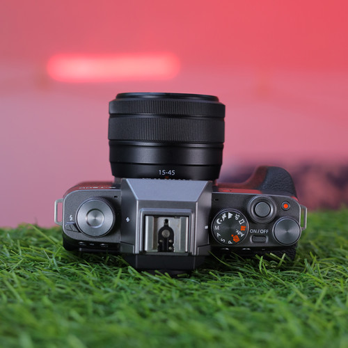 FUJIFILM XT-200 KIT Megapixel Camera Sto