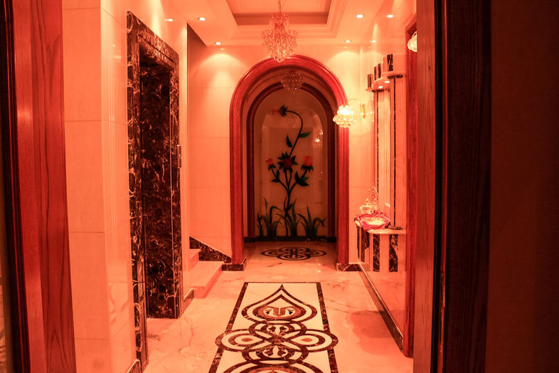 PARTY WITH MY BEST FRIENDS