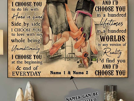 New - Gym Couple Hands Holding I choose you to do life with hand in hand side by side poster