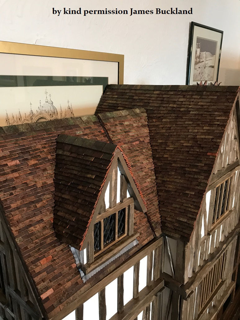 Thumbnail: Old Village (Weathered) Roof Tiles