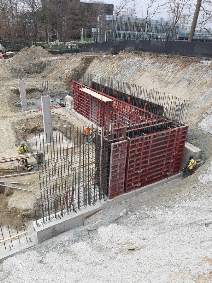 Commercial concrete forming company Oakville