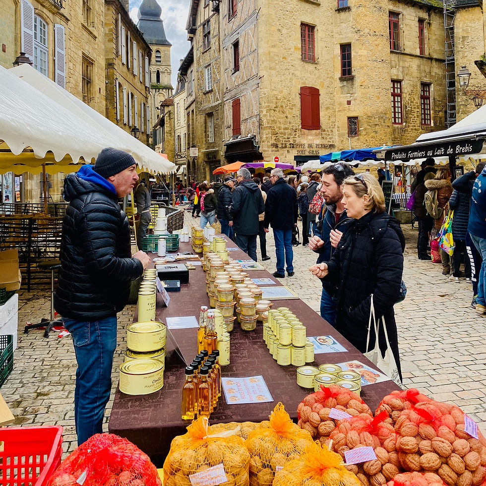 Sarlat market