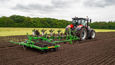 The new Amazone Teres 300 Onland mounted reversible plough
